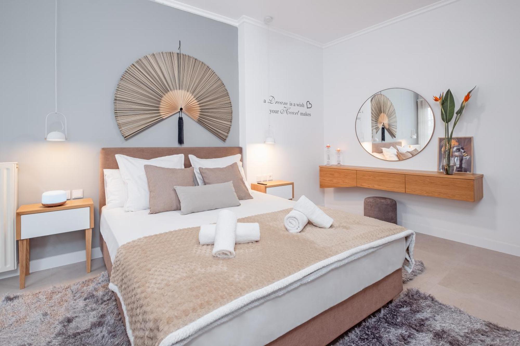 Singer Suites Kalamata - Luxury Suites Exterior photo